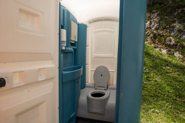 Portable Toilet Options We Offer in Dekal, IL